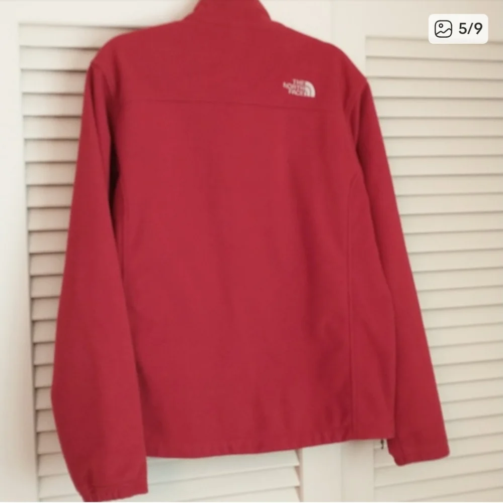 The North Face Men's Deep Red Performance‎ Jacket, Full Zip, Men's Size Medium